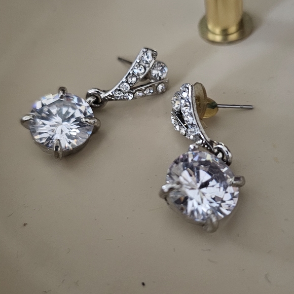 Necklace set. - Picture 8 of 8